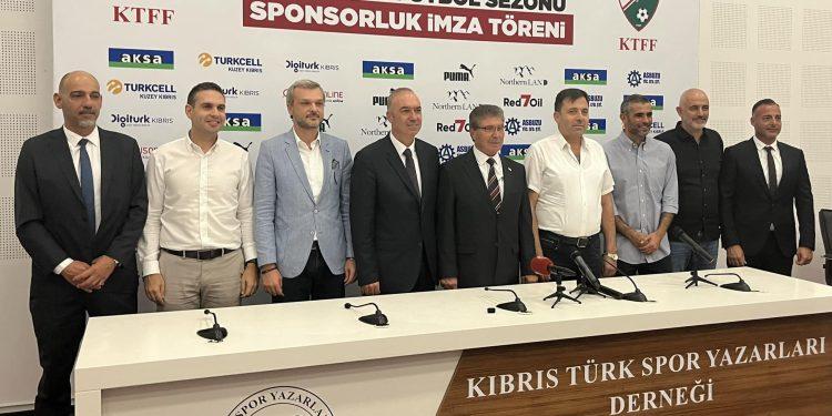 SPONSORLARLA TOPLU İMZA TÖRENİ YAPILDI