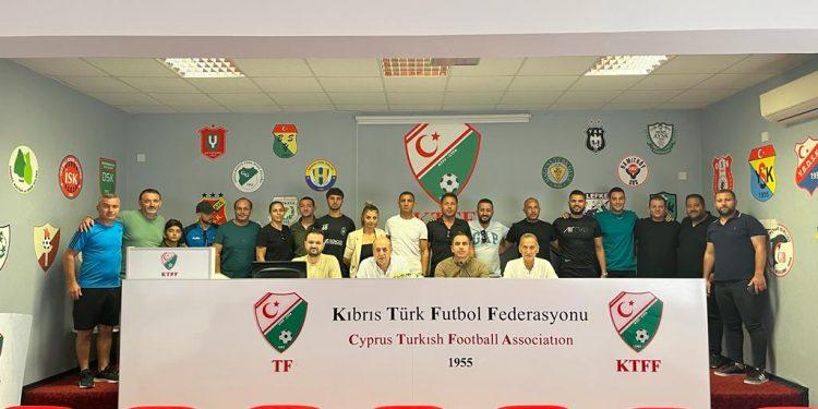 Trabzonspor efsanesi Özçağlayan akademilerle sohbet gerçekleştirdi