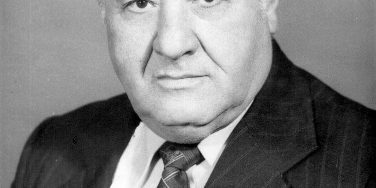 Rifat Şener anılıyor