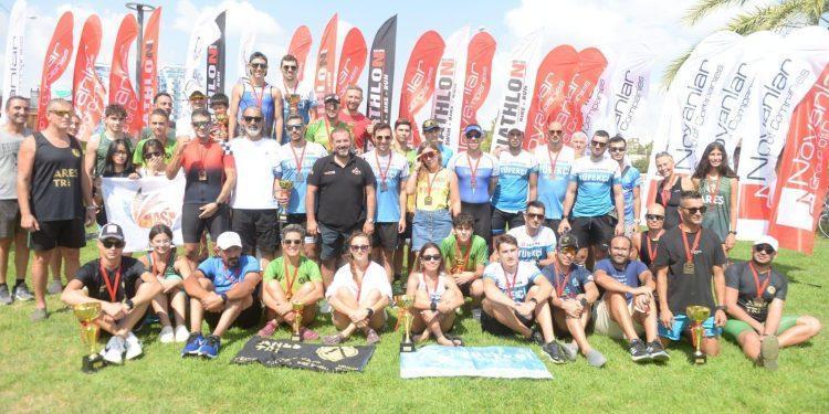 Triatlon’da Tuğcan ve Mine birinci