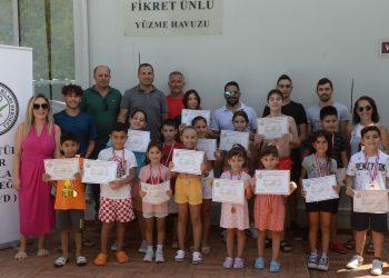 KTSYD YÜZME KURSLARI TAMAMLANDI