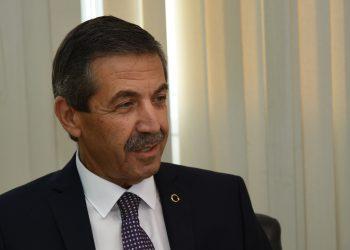 Dışişleri Bakanı Ertuğruloğlu, Türkiye A Milli Kadın Voleybol Takımını kutladı