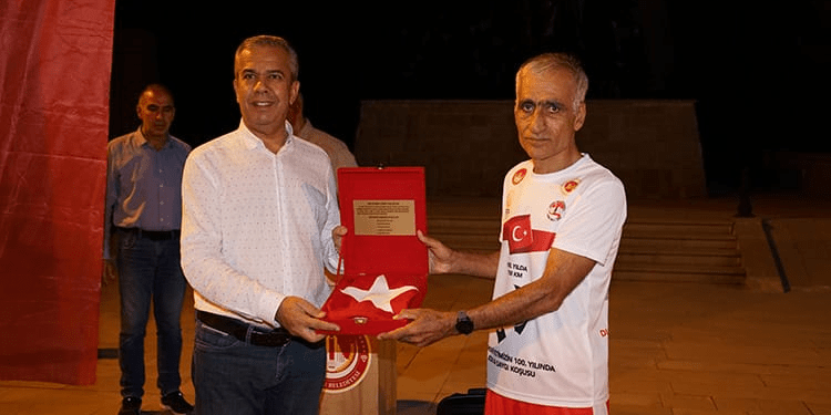 İneci kardeşler, Ankara’daki Atatürk Saygı Koşusuna katıldı