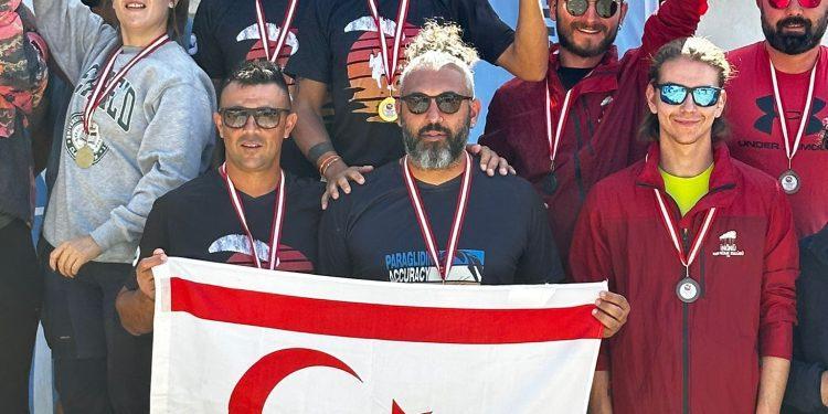 KKTC Yamaçparaşütü Milli Takımı şampiyon