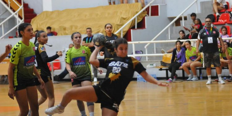 Hentbolda DİGEM galip: 12-16