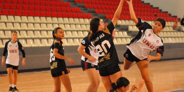 Hentbol U 16 Kızlar Ligi
