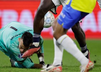 Waalwick – Ajax maçında talihsiz olay
