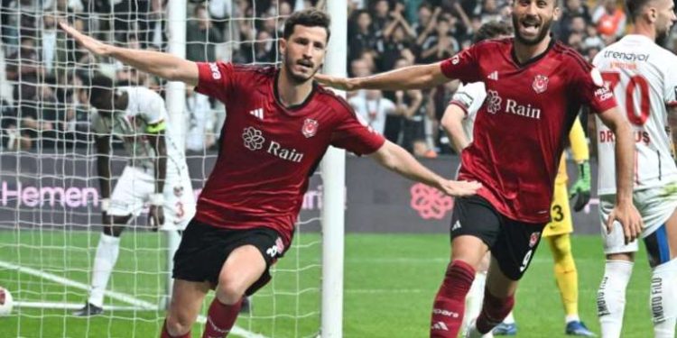 Beşiktaş, Antep galibiyetiyle moral buldu