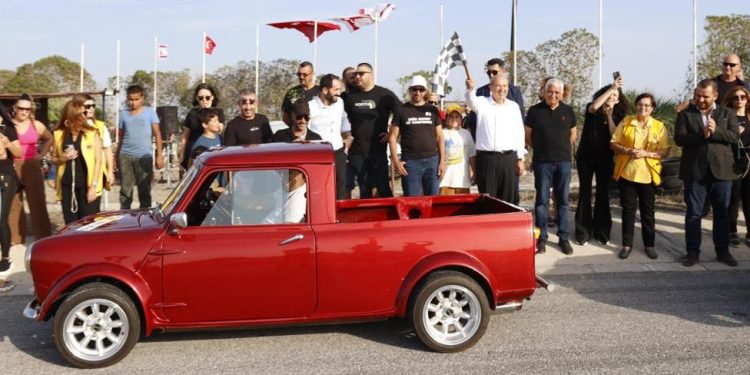 Cumhurbaşkanı Tatar, Drift ve Klasik Slalom Şova katıldı