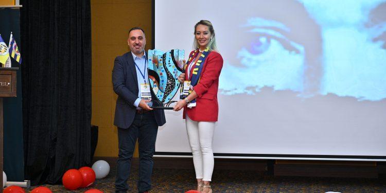 YENİ BAŞKAN BURÇİN ALİUSTA