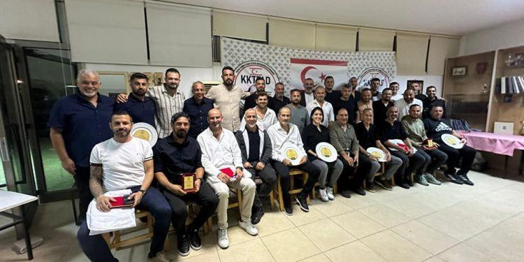ANTRENÖRLER DERNEĞİ YILIN BAŞARILI ANTRENÖRLERİNİ ÖDÜLLENDİRDİ