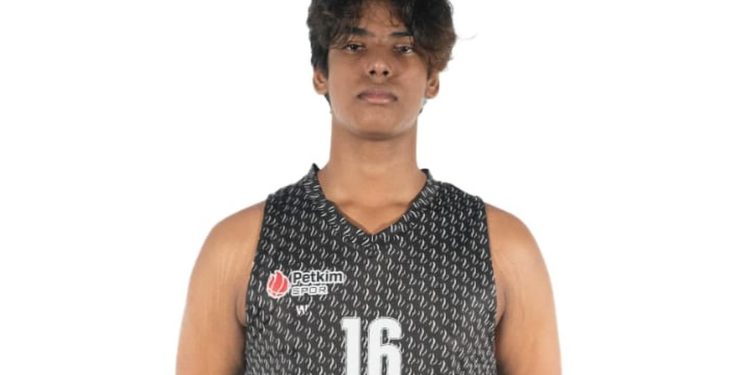 Yetenekli basketbolcular transfer oluyor