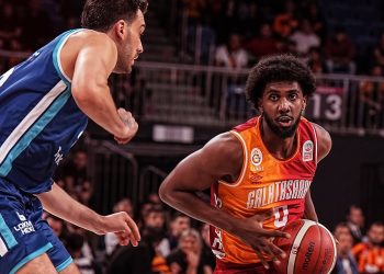 Efes galip, Galatasaray mağlup