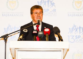 Başbakan Üstel: Türkiye Cumhuriyeti ve KKTC sporcuları arasındaki hasret artık bitsin