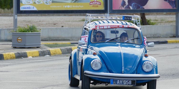 XIII. Uluslararası Cumhuriyet Klasik Otomobil Rallisi gerçekleştirildi