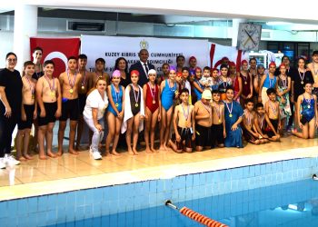 26. Cumhuriyet Şöleni Gençlik ve Spor Oyunları etkinlikleri yüzme yarışı ile devam etti