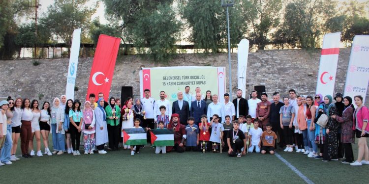 Geleneksel Türk Okçuluğu 15 Kasım Cumhuriyet Kupası etkinliği düzenlendi