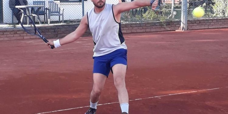 Tenis’te turnuva var