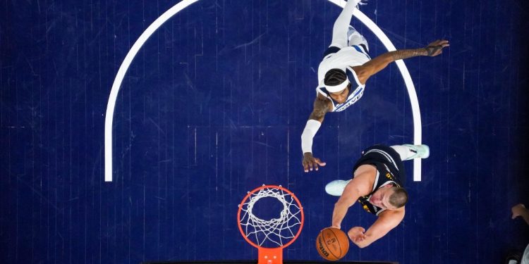 Denver ve Indiana eşitledi