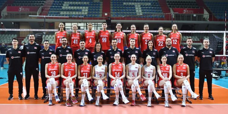 “Filenin Sultanları” sahne alıyor