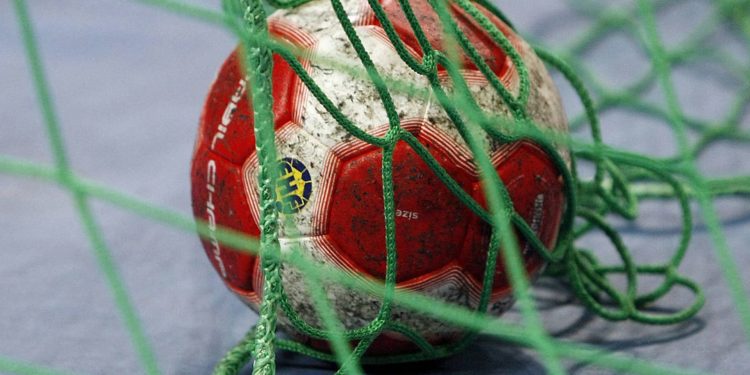 UKÜ, GG’yi 34-36 yendi