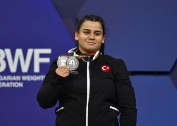 Dilara Narin’den 2 bronz madalya