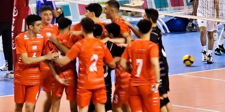 KKTC kız ve erkek karmamız Bursa’daki ilk maçlarını kazandı