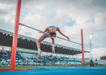 BUSE’DEN FRANSA’DA İKİNCİLİK