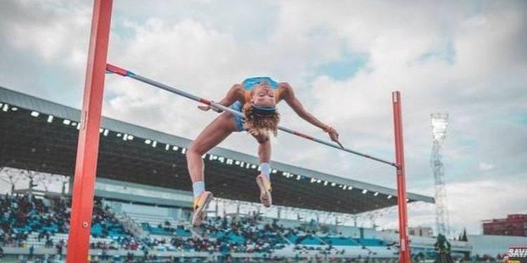 BUSE’DEN FRANSA’DA İKİNCİLİK