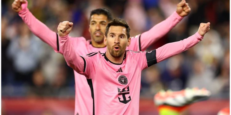 Messi’den iki rekor