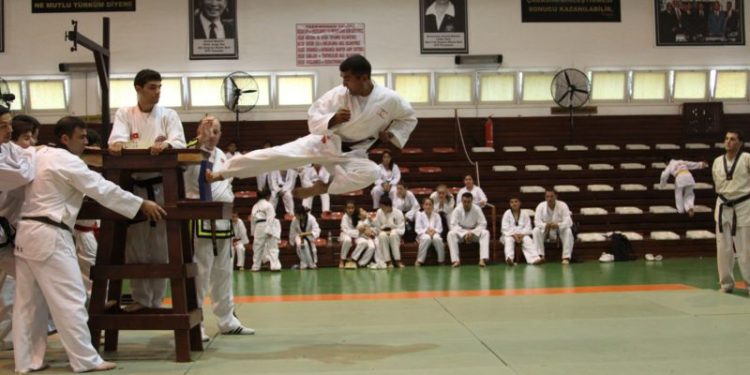 Omaç Başat anısına yarıştılar