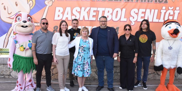 ‘İlkokullar Arası Basketbol Şenliği’ tamamlandı