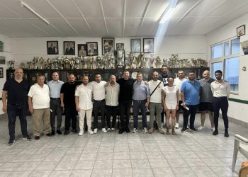 KAYMAKLI’DA MÜNÜR ÖZLER YENİDEN BAŞKAN