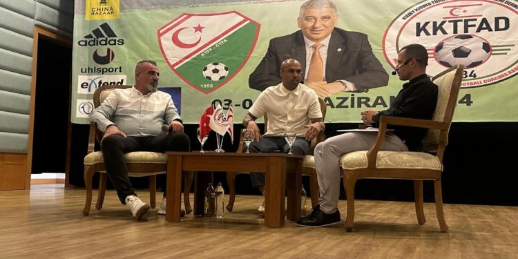 Mahmut Özçınar Antrenör Gelişim Semineri