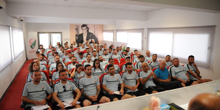 KTFF C LİSANS ANTRENÖRLÜK KURSU BAŞLADI