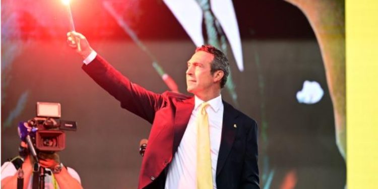 Fenerbahçe’de Ali Koç yeniden başkan
