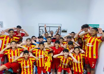 ÇETİNKAYA YARI FİNAL KAPISINI ARALADI