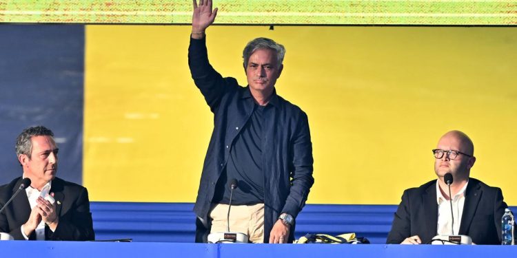 Mourinho Fenerbahçe’de – Son Dakika Haberleri