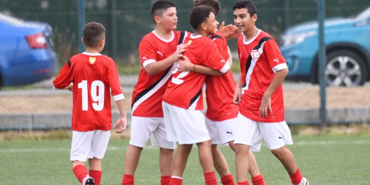 U12’LER DİKKAT ÇEKİYOR