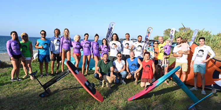 Arda Erkan anısına “Başka Ardalar Ölmesin” sloganıyla 10. Kite-Surf etkinliği yapıldı