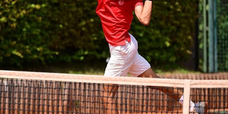 Aren’li Türkiye üçüncü