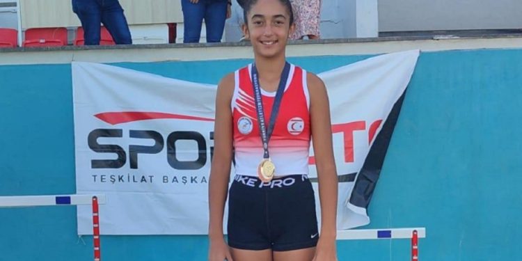 Azra Avcı, Türkiye Şampiyonu