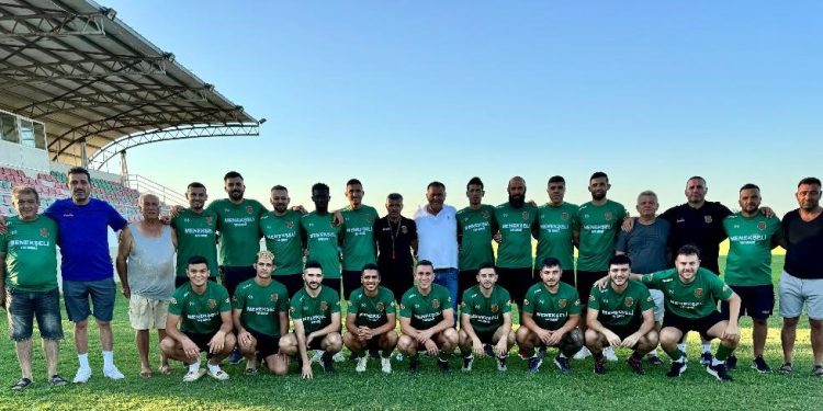 Mormenekşe sezonu açtı