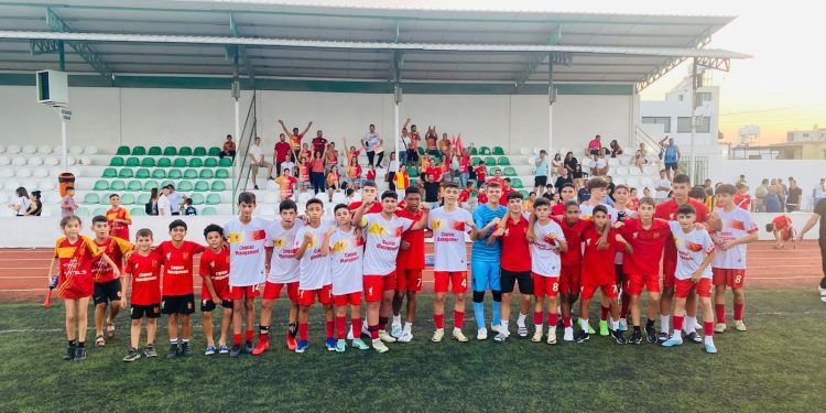 Red7Oil U14 Ligi’nde finalin adı belli oluyor