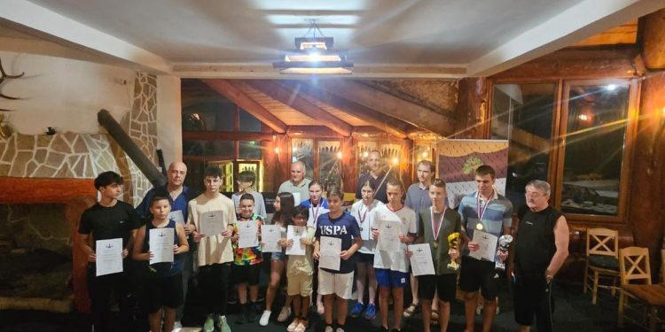 Gümüş At Satranç Derneği Sırbistan’da tercübe kazandı