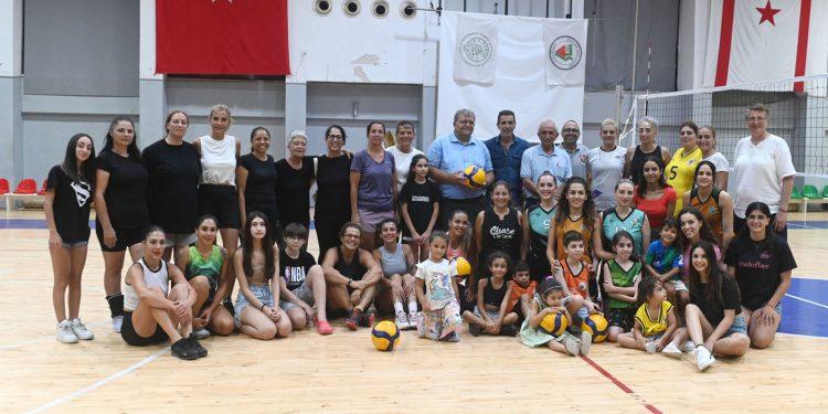 VAKIFLAR’IN GECESI