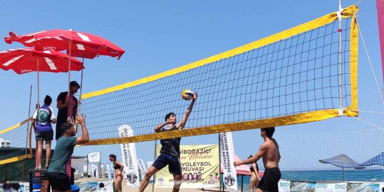 Şampiyon Melekler Plaj Voleybol Turnuvası başladı