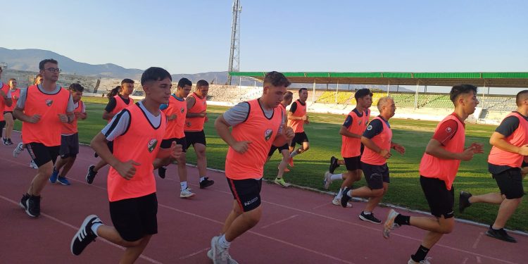 KTFF hakemleri yeni sezona hazırlanıyor