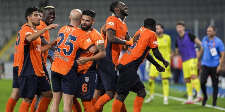 Başakşehir, UEFA Konferans Ligi’nde lig aşamasına yükseldi