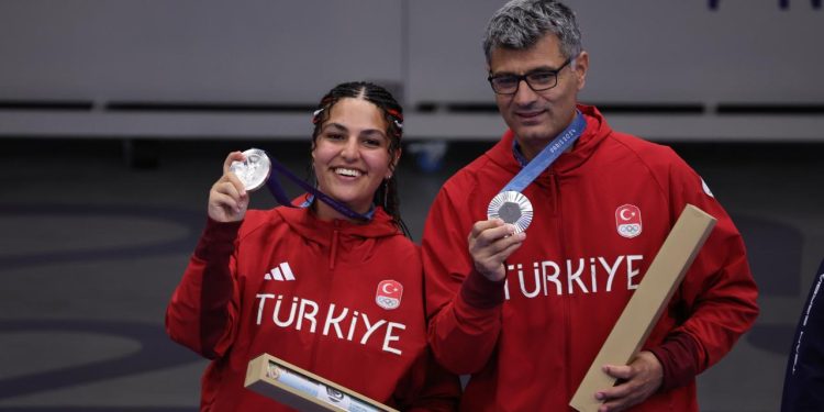 Mersin’deki atıcılık kompleksine Yusuf Dikeç ile Şevval İlayda Tarhan’ın adı verildi